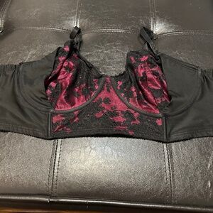 Black & Red Lace Ling Length Bra